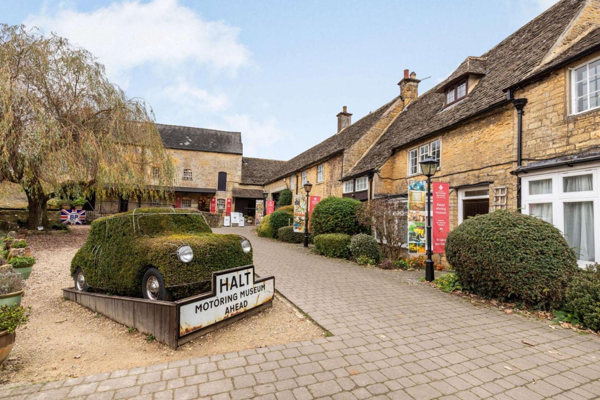 Manor Close Cottage Bourton-on-the-Water Bagian luar foto